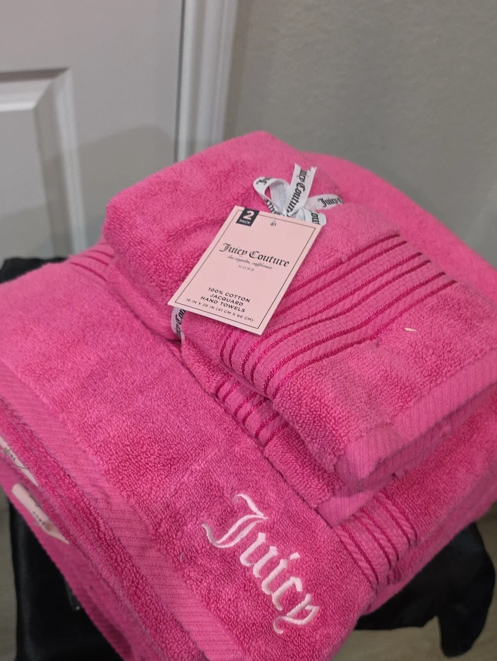 Juicy Couture Home Embrodried Logo Oversized Plush Bath & Hand Towel Set